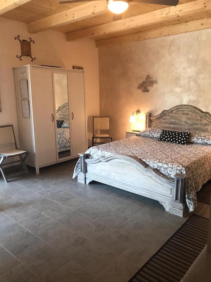 B&B Il Rustico 东塞斯特里 外观 照片
